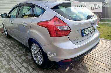 Хетчбек Ford Focus 2014 в Житомирі