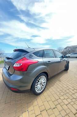 Хэтчбек Ford Focus 2014 в Черноморске