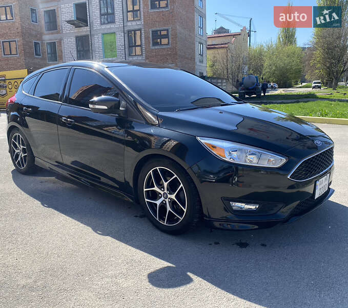 Хэтчбек Ford Focus 2015 в Каменец-Подольском