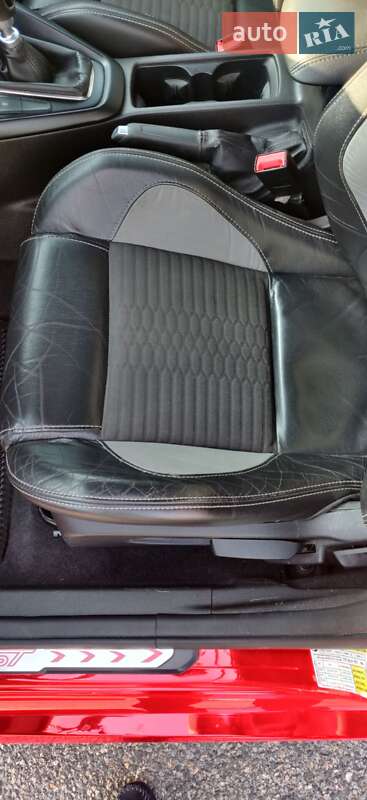 Хэтчбек Ford Focus 2015 в Днепре