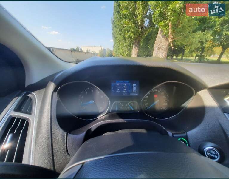 Хэтчбек Ford Focus 2011 в Первомайске