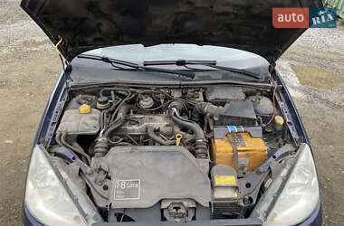 Хэтчбек Ford Focus 2002 в Мукачево