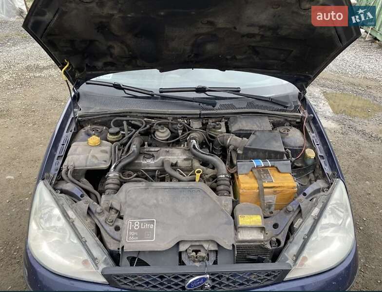 Хэтчбек Ford Focus 2002 в Мукачево