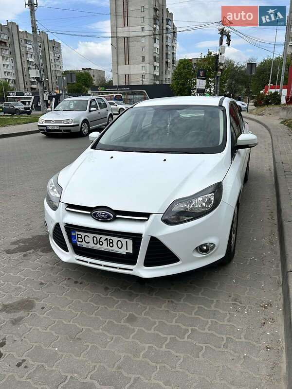 Хэтчбек Ford Focus 2012 в Львове