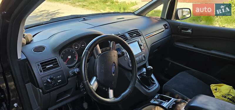 Хэтчбек Ford Focus 2006 в Мукачево