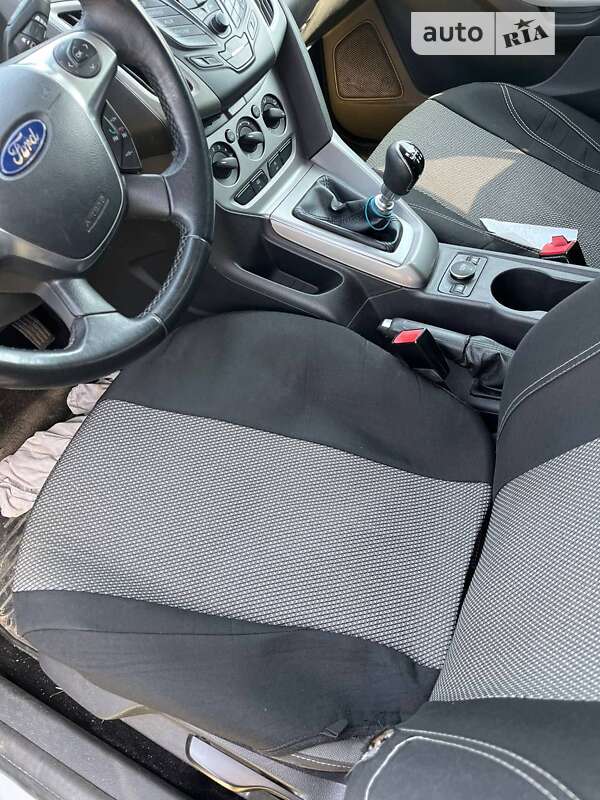 Универсал Ford Focus 2011 в Рожнятове