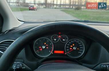 Седан Ford Focus 2007 в Горишних Плавнях