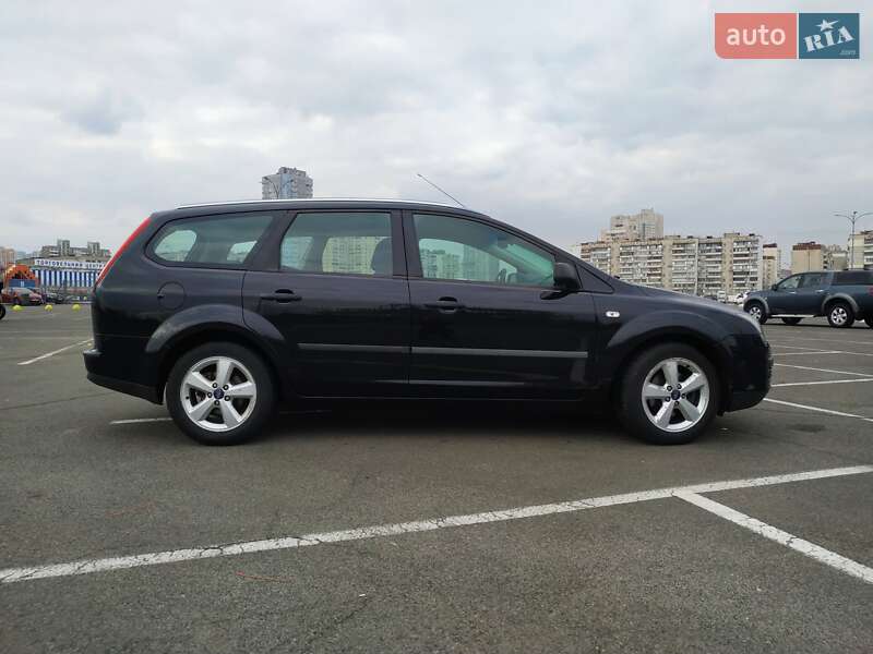 Универсал Ford Focus 2005 в Киеве