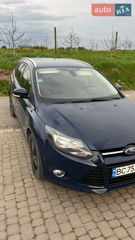 Универсал Ford Focus 2013 в 