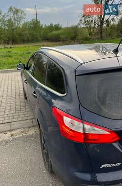 Универсал Ford Focus 2013 в 