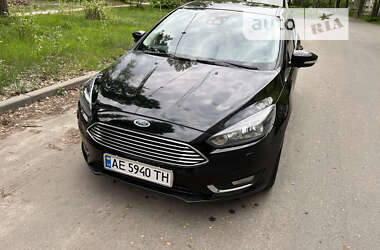 Седан Ford Focus 2016 в Дніпрі