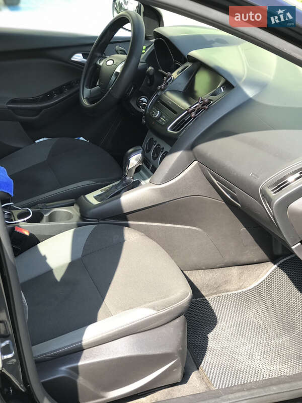 Седан Ford Focus 2012 в Луцке