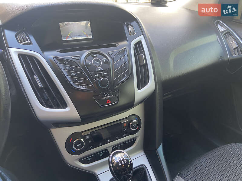 Седан Ford Focus 2013 в Днепре фото 10 Седан Ford Focus 2013 в Днепре