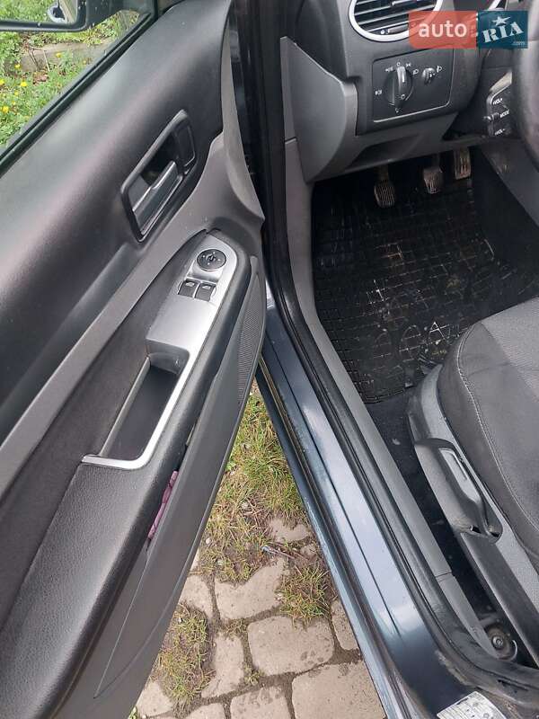 Универсал Ford Focus 2010 в Калуше
