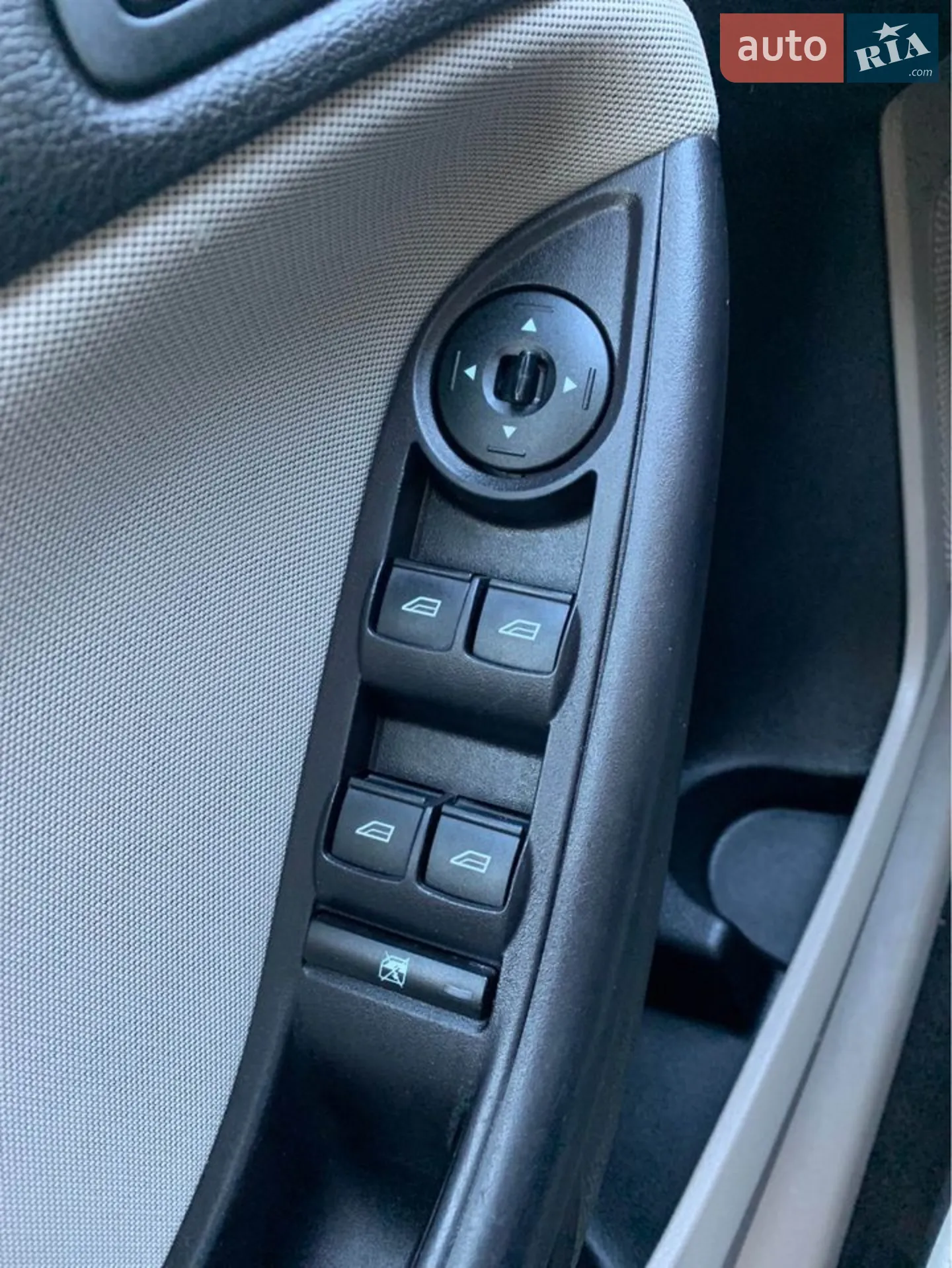 2015 Ford Focus - мініатюра 10