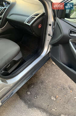 Универсал Ford Focus 2012 в 