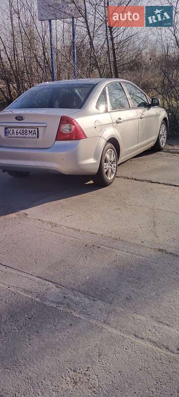 Седан Ford Focus 2008 в Киеве
