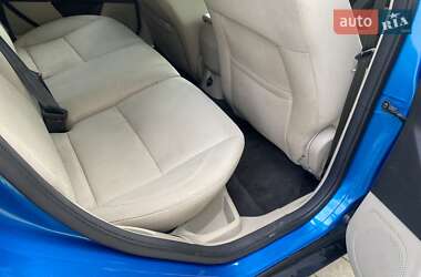 Хэтчбек Ford Focus 2012 в 
