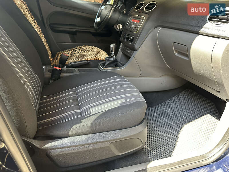 Хэтчбек Ford Focus 2007 в Львове