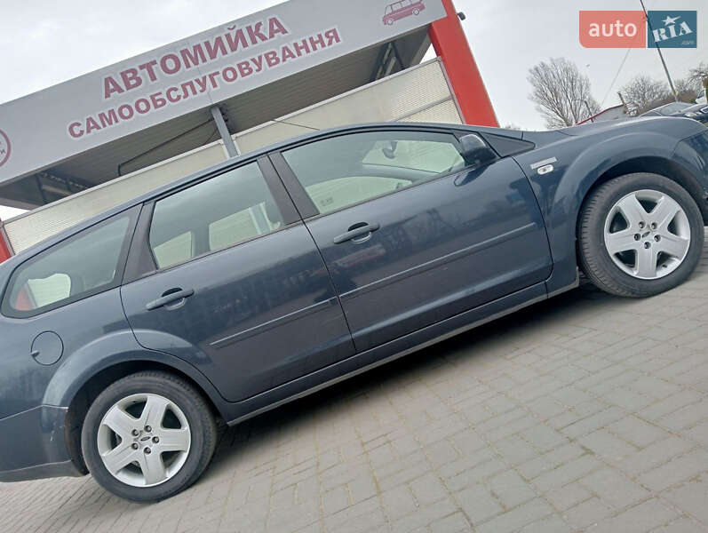 Универсал Ford Focus 2007 в Нововолынске