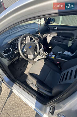 Универсал Ford Focus 2010 в 