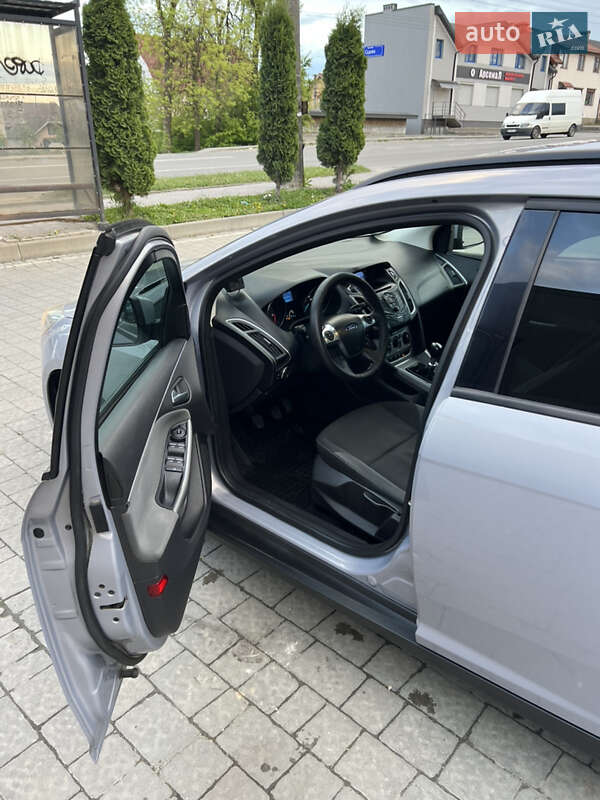 Универсал Ford Focus 2011 в Ивано-Франковске