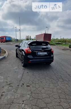 Хэтчбек Ford Focus 2014 в Вознесенске