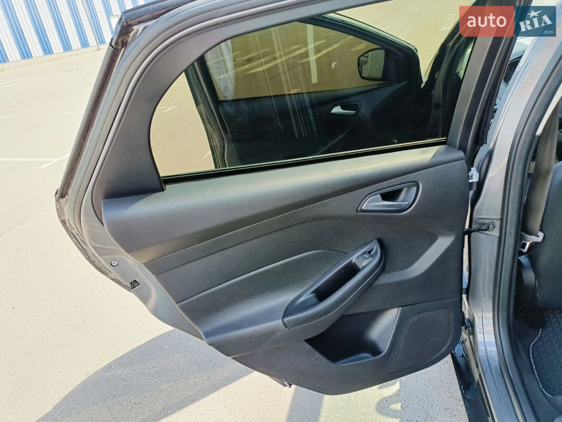 2011 Ford Focus - мініатюра 16