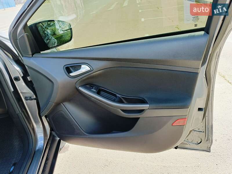 Седан Ford Focus 2011 в Николаеве