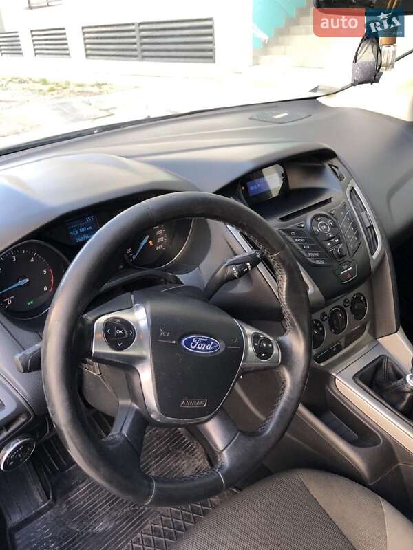 Хэтчбек Ford Focus 2011 в Львове