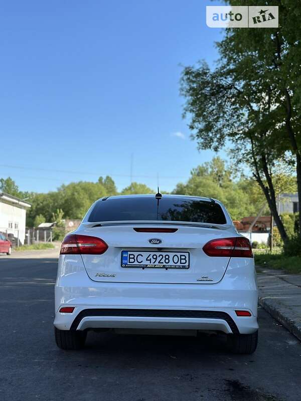 Седан Ford Focus 2015 в Львове фото Седан Ford Focus 2015 в Львове