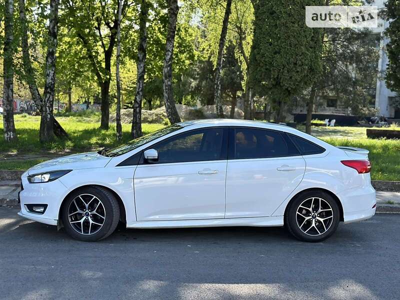Седан Ford Focus 2015 в Львове фото 5 Седан Ford Focus 2015 в Львове