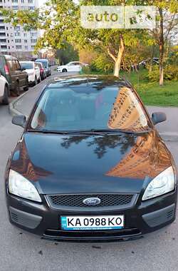 Хэтчбек Ford Focus 2005 в Киеве