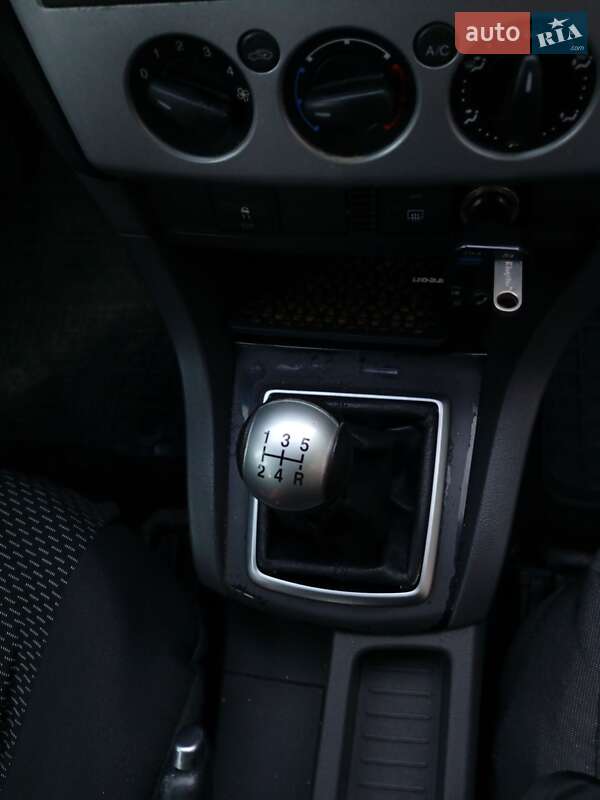 Універсал Ford Focus 2006 в Житомирі