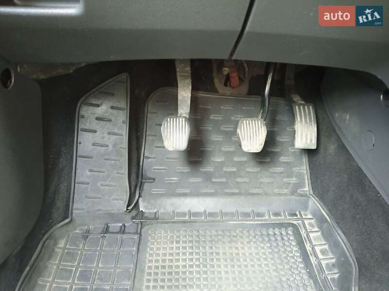 Універсал Ford Focus 2006 в Житомирі