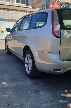 Универсал Ford Focus 2010 в 