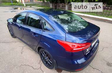 Седан Ford Focus 2015 в Тростянце