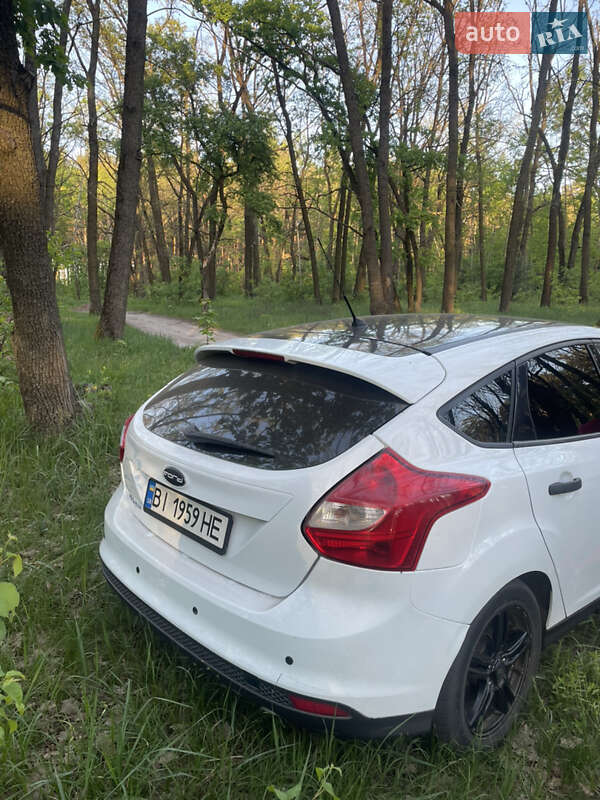 Хэтчбек Ford Focus 2012 в Полтаве фото 6 Хэтчбек Ford Focus 2012 в Полтаве