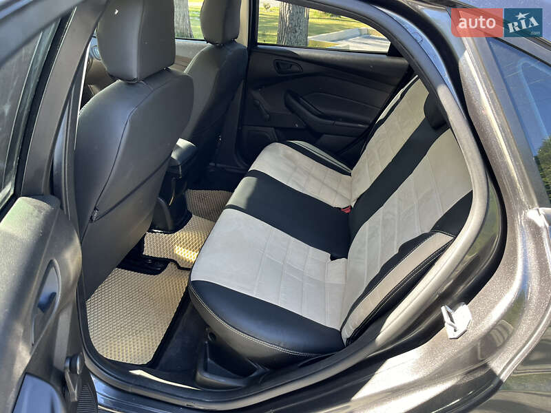 Седан Ford Focus 2016 в Шепетовке