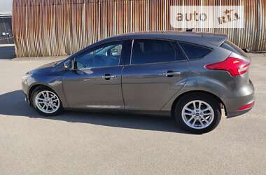 Хэтчбек Ford Focus 2015 в Киеве