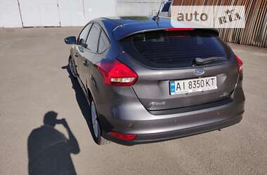 Хэтчбек Ford Focus 2015 в Киеве