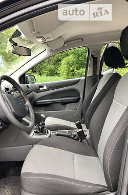 Универсал Ford Focus 2010 в 