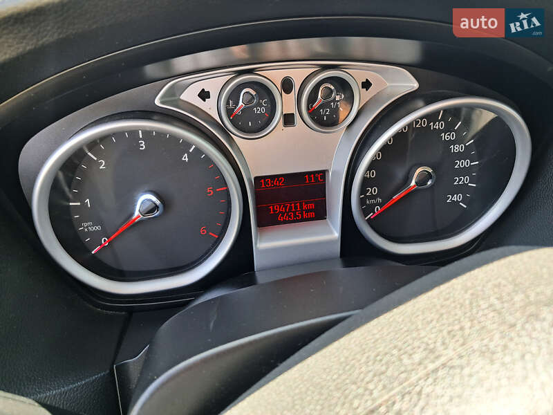 Универсал Ford Focus 2010 в Нововолынске