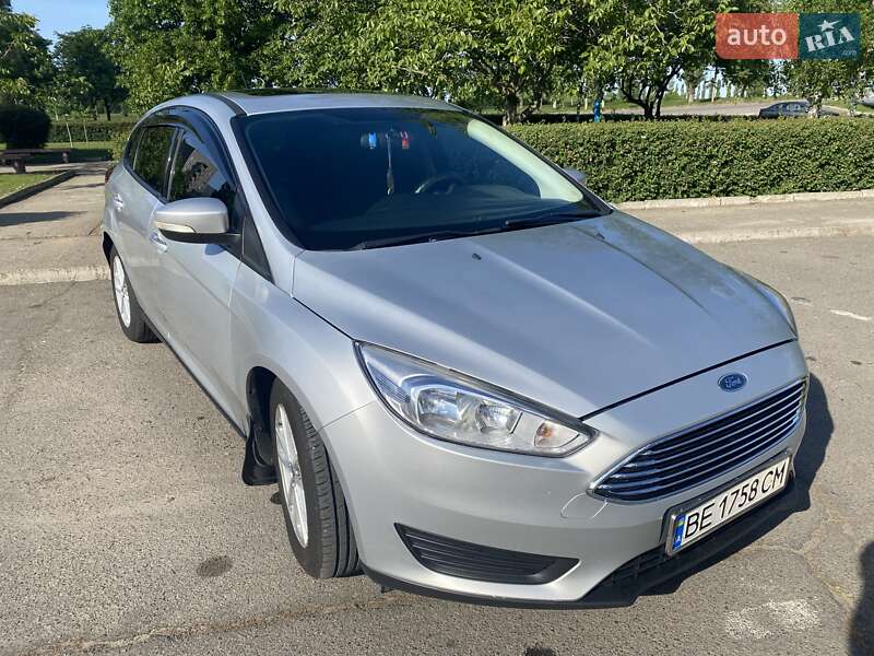 Хэтчбек Ford Focus 2014 в Южноукраинске