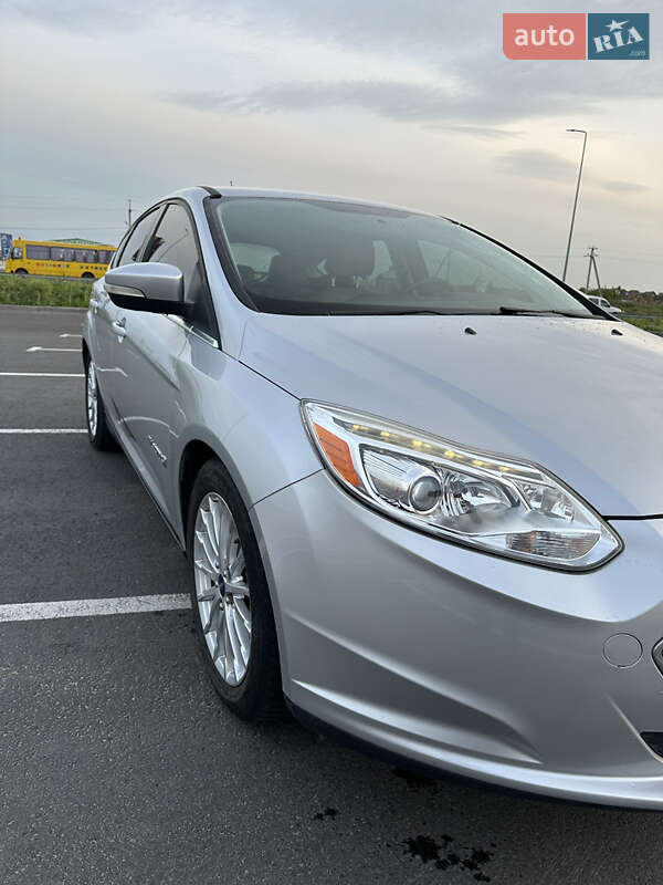 Хетчбек Ford Focus 2012 в Львові