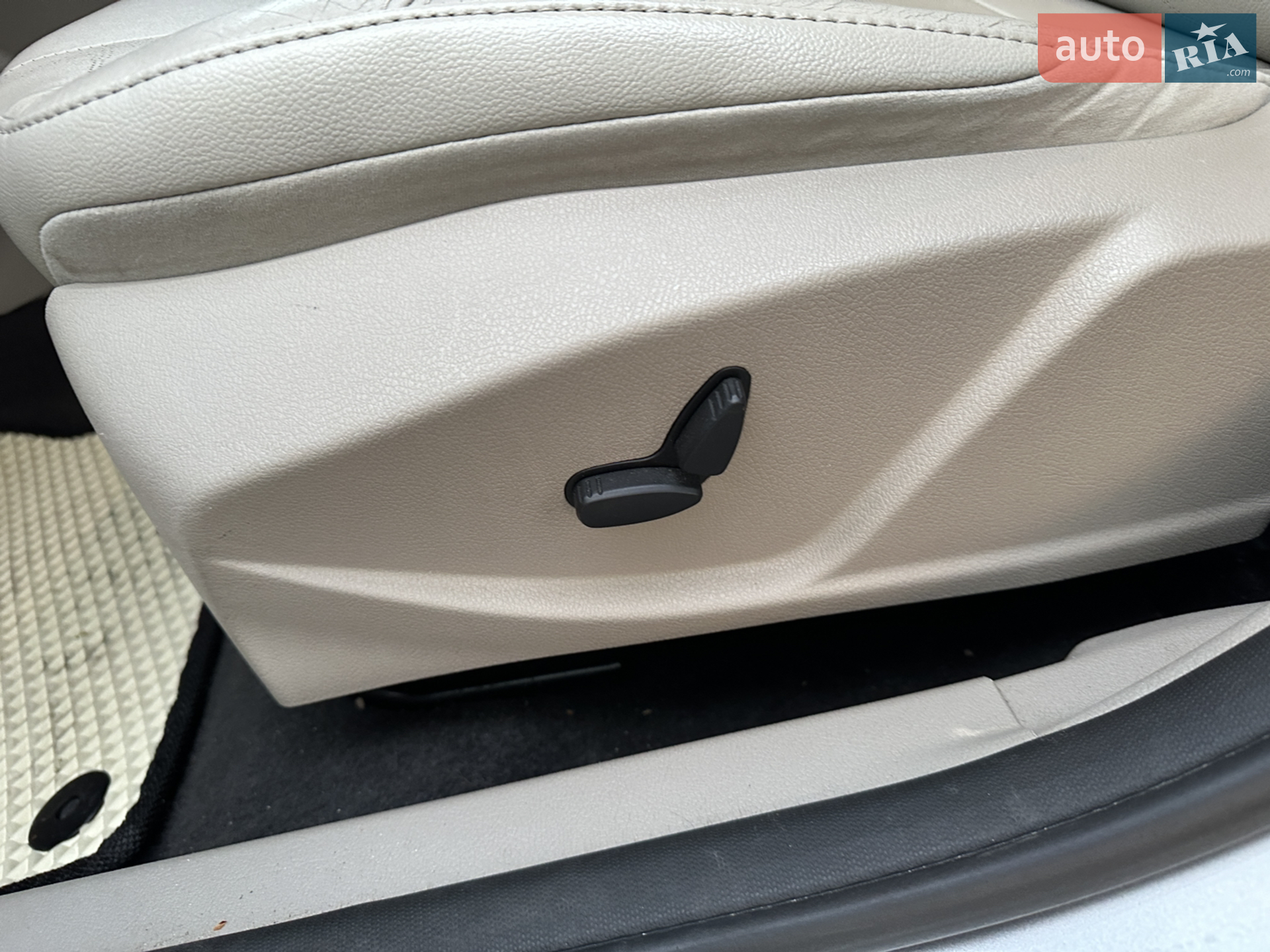 2012 Ford Focus - мініатюра 42