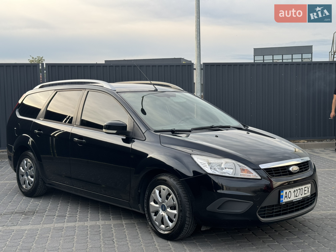 2010 Ford Focus - мініатюра 21