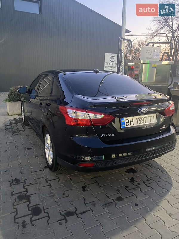 Седан Ford Focus 2013 в Вознесенске