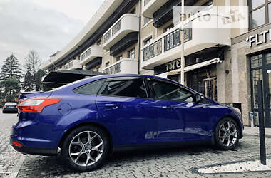 Седан Ford Focus 2013 в 