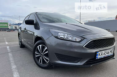 Седан Ford Focus 2017 в Киеве